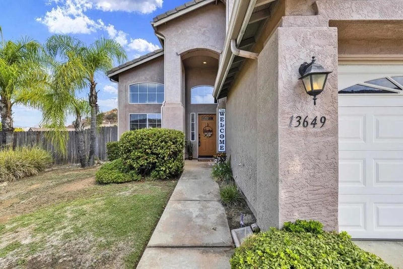 13649 Stonybrook Lane