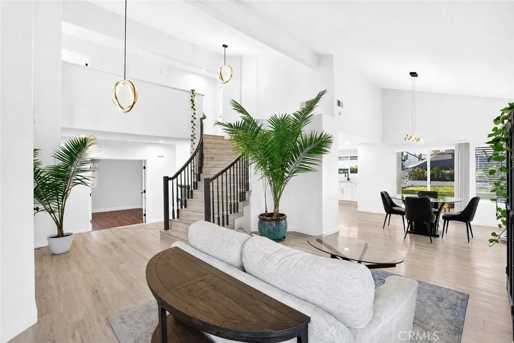 22520 Raspberry Lane