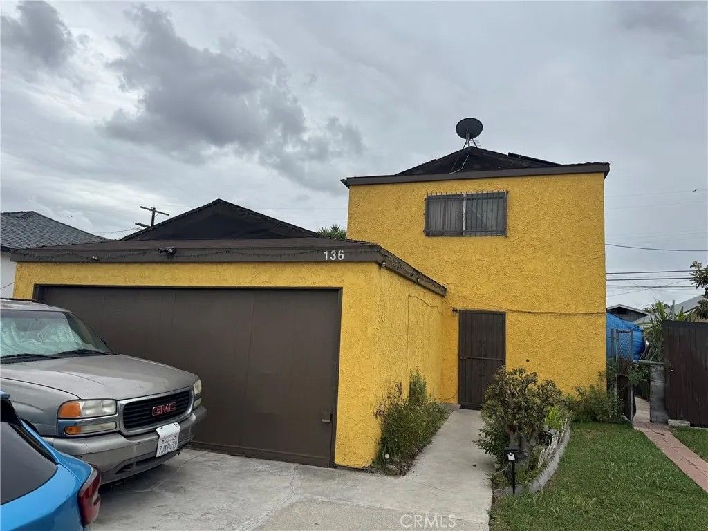 Photo of 136 W 87th Pl, County - Los Angeles, CA 90003 (MLS # DW26087561)