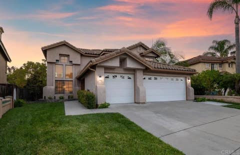 Photo of 1215 Calle Ultimo, Oceanside, CA 92056 (MLS # NDP2606147)