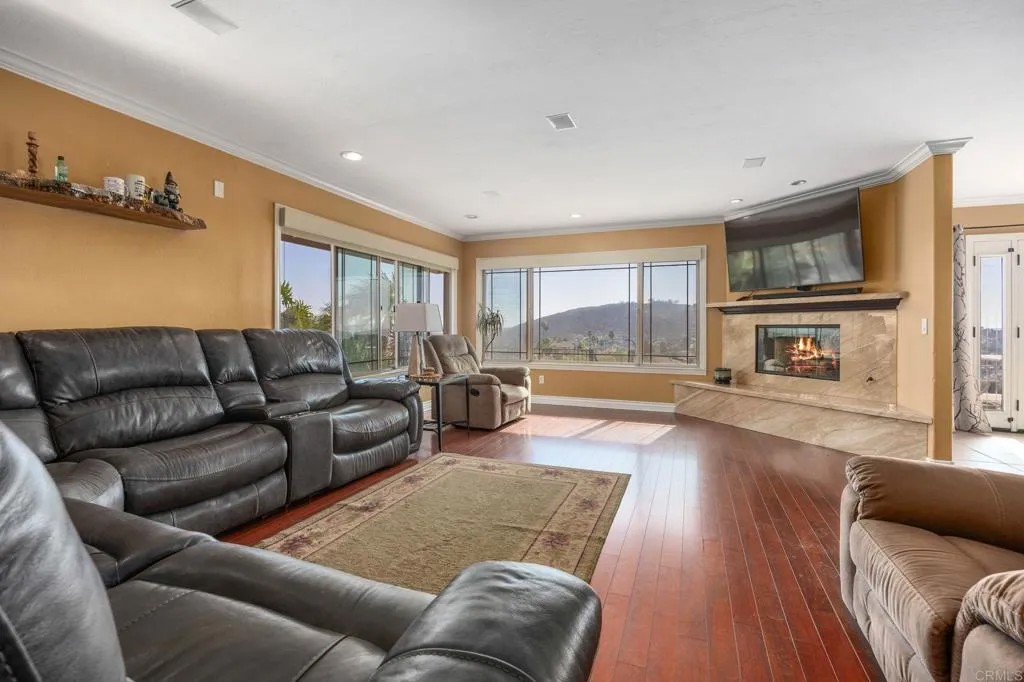 8618 Sky Rim Drive