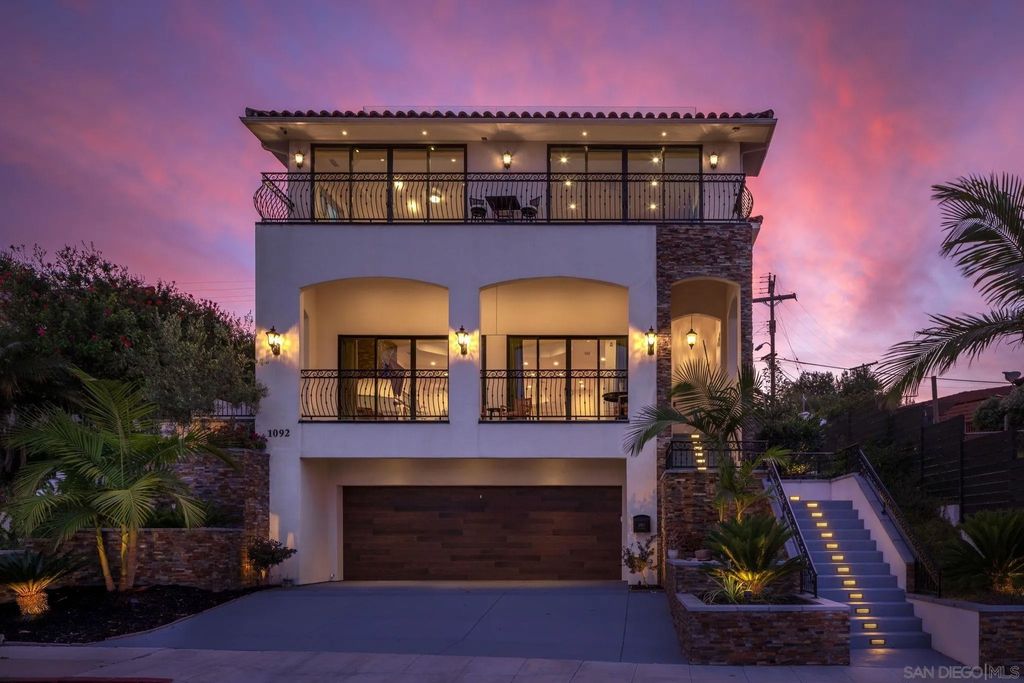 Photo of 1092 Evergreen Street, San Diego, CA 92106 (MLS # 260009710)