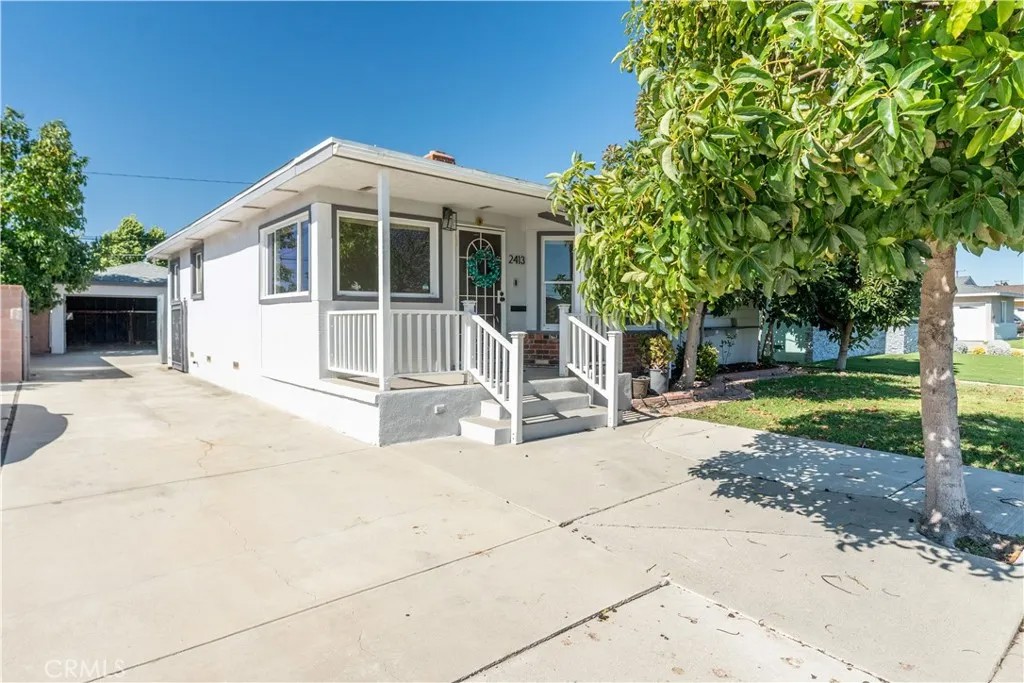 2413 W 180th Street