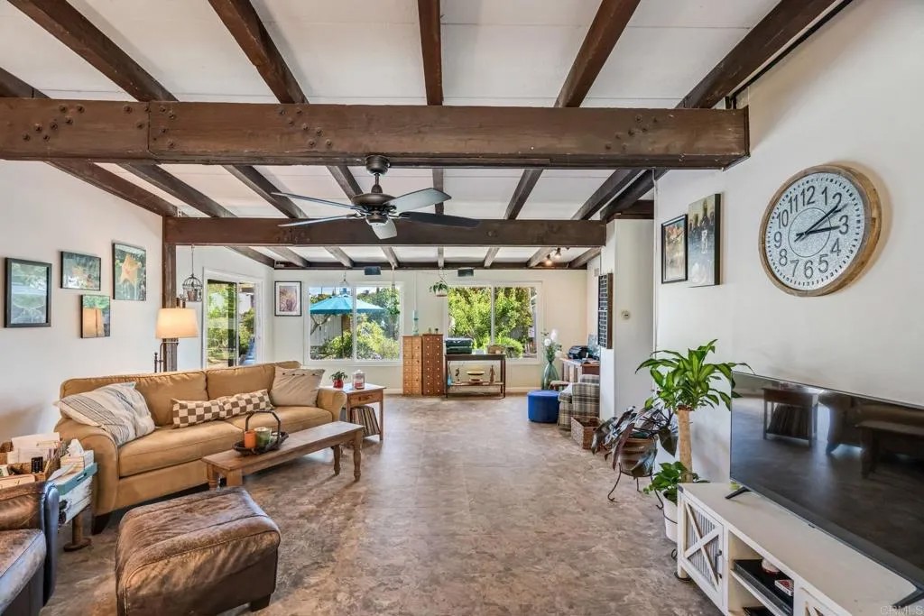 182 El Capitan Dr