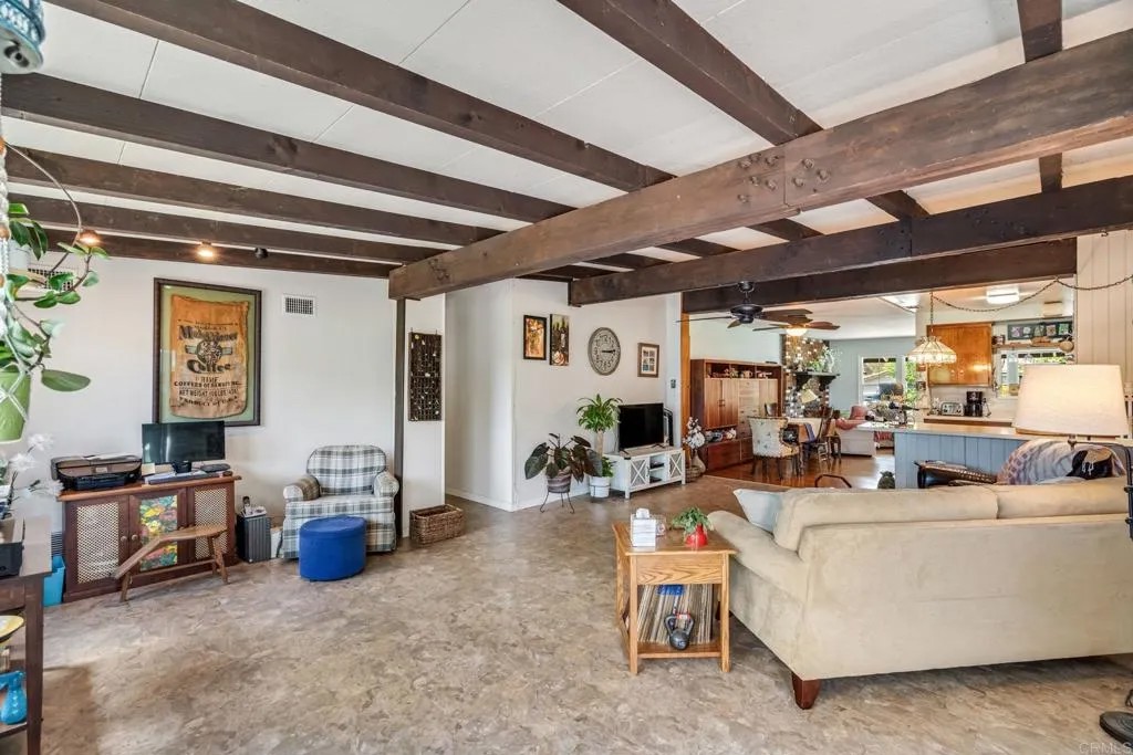 182 El Capitan Dr