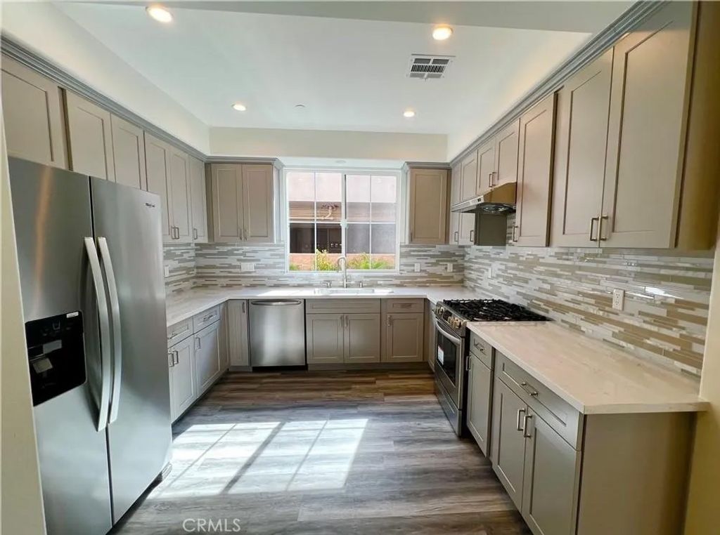 Photo of 328 E Live Oak Street #6, San Gabriel, CA 91776 (MLS # AR25279717)