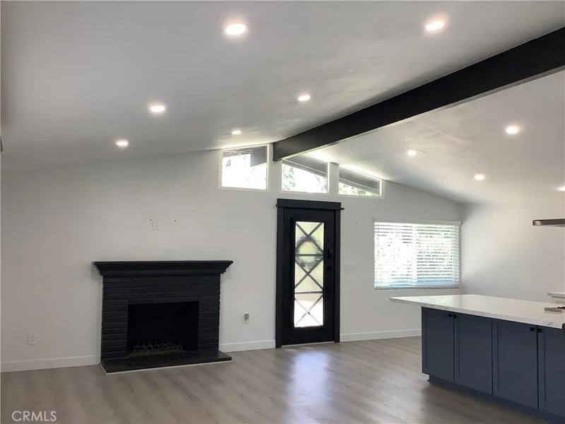 4609-4605 E Agua