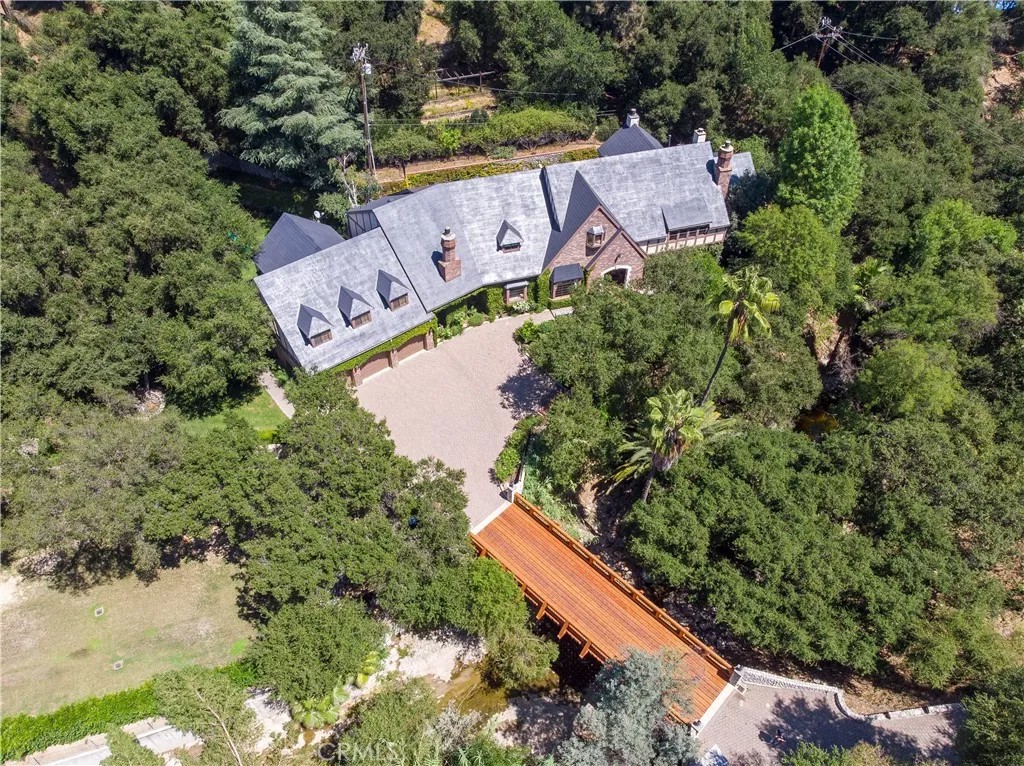 375 Berkshire Avenue