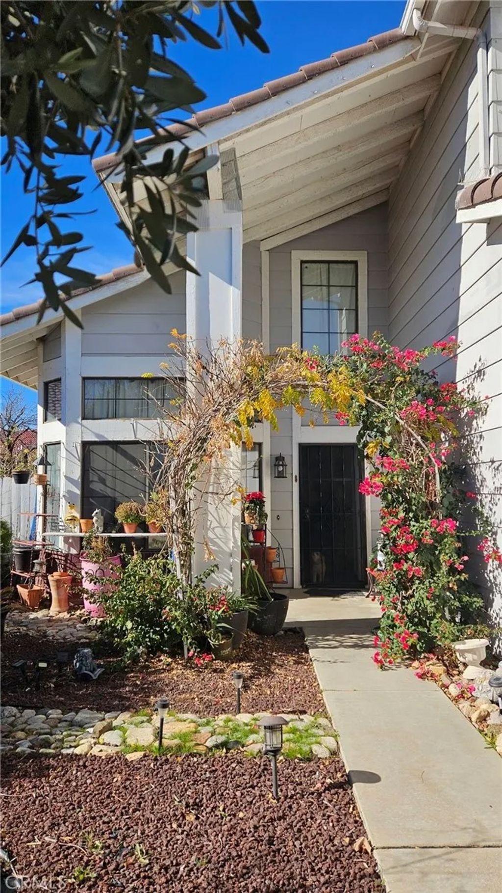 Photo of 37337 26th St, Palmdale, CA 93550 (MLS # SR26009089)