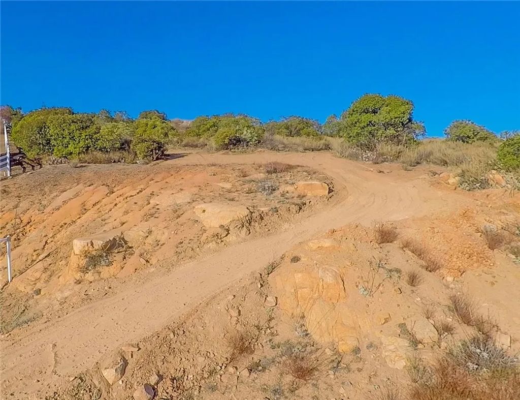Photo of 3 King Court, Murrieta, CA 92562 (MLS # SW25197129)