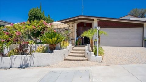 6510 Airoso Avenue San Diego CA 92120