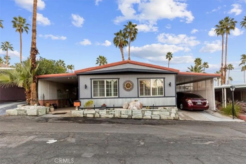 Photo of 306 Marble Ln, Palm Springs, CA 92264 (MLS # IG26040934)
