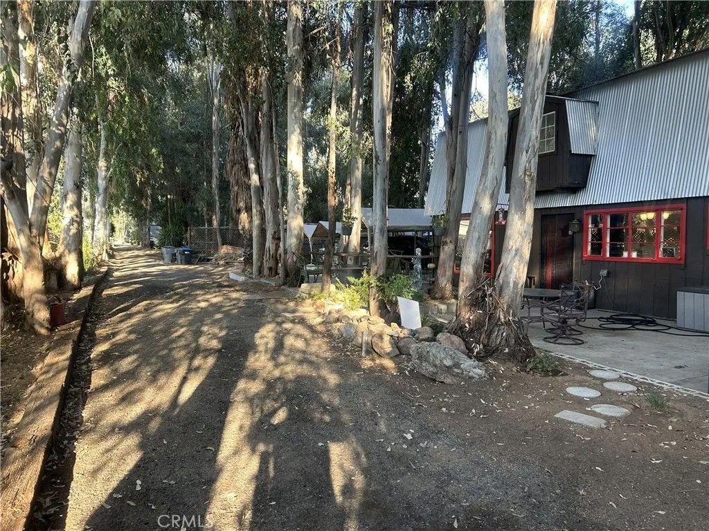 Photo of 28639 Rostrata, Lake Elsinore, CA 92532 (MLS # IV26034060)
