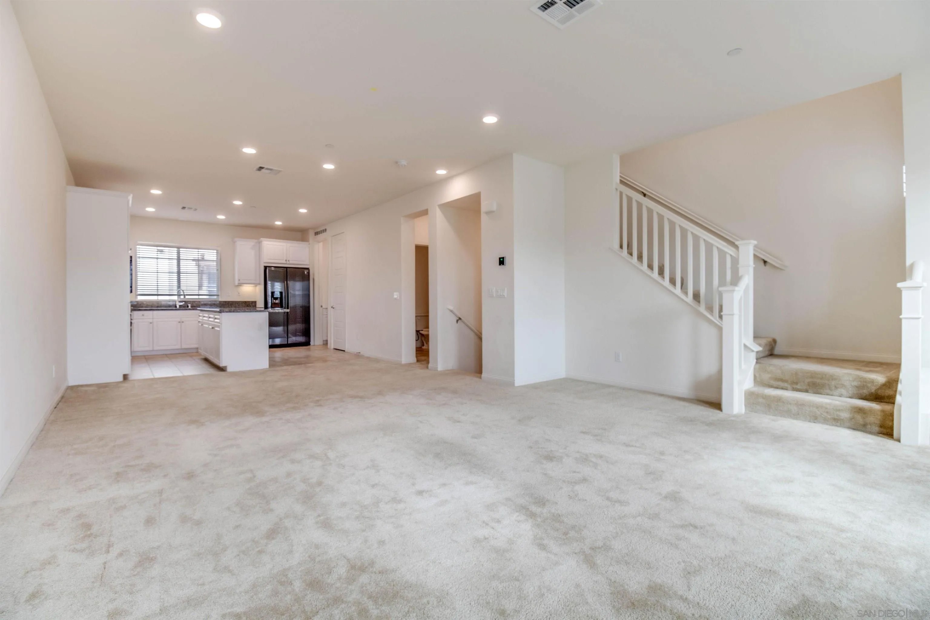 6012 Village Center Loop Rd 35