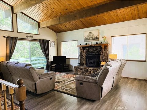 23641 Manzanita Crestline CA 92325
