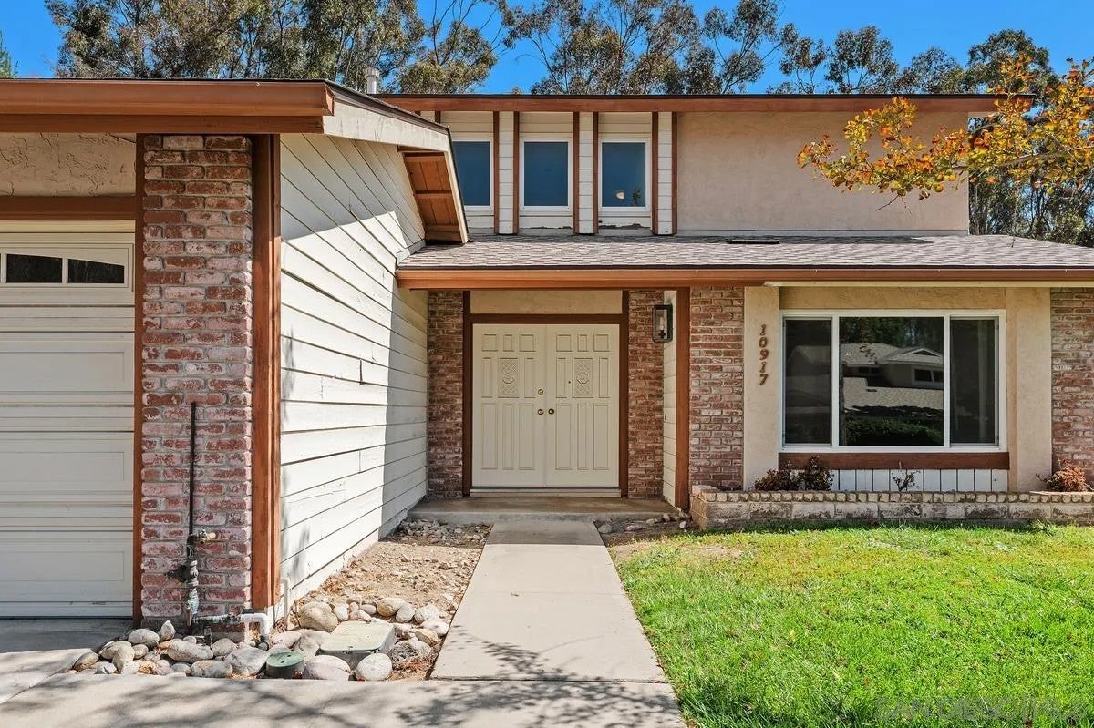 10917 Riesling Dr.