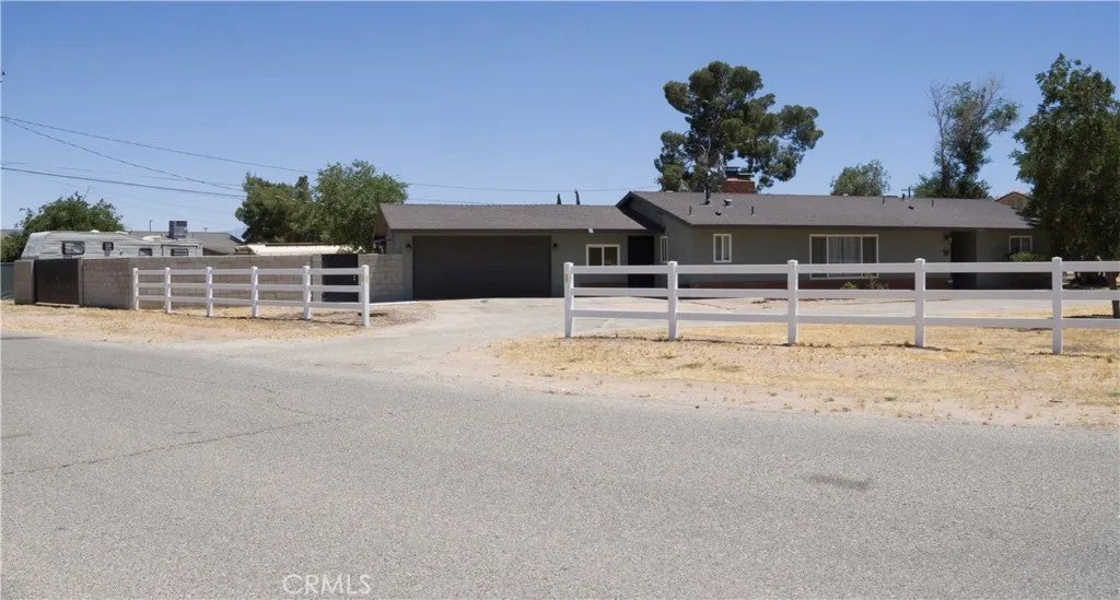 Photo of 13033 Chief Joseph RD, Apple Valley, CA 92308 (MLS # HD26124980)