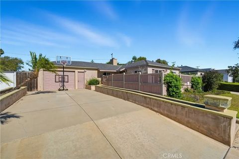 Tiny photo for 934 Governor Street, Costa Mesa, CA 92627 (MLS # PW25246574)
