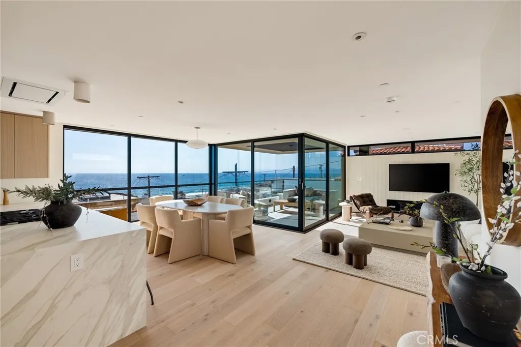 228 Moonstone