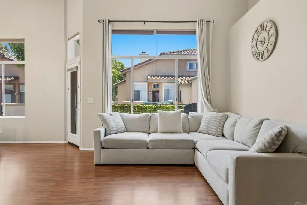 11354 Via Rancho San Diego F