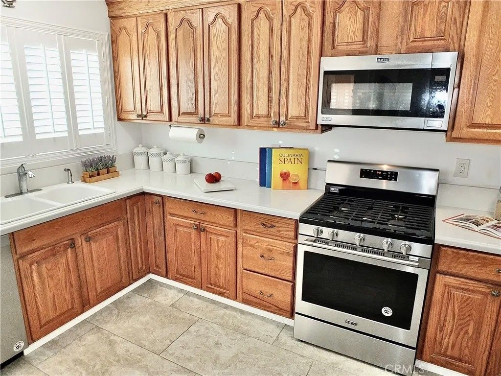 Photo of 3913 Knoxville Avenue, Long Beach, CA 90808 (MLS # RS26004983)