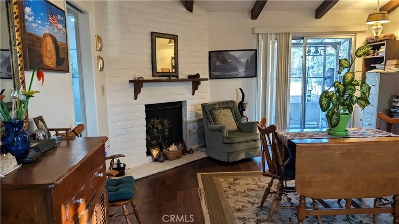 42151 Crest