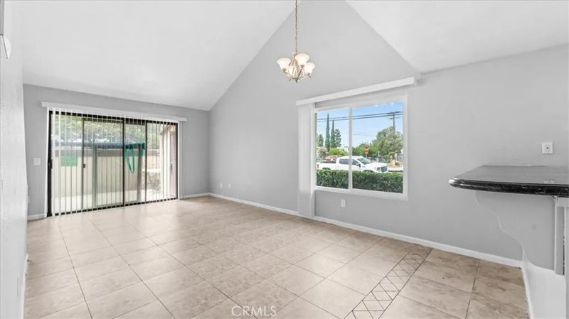 406 N Imperial D