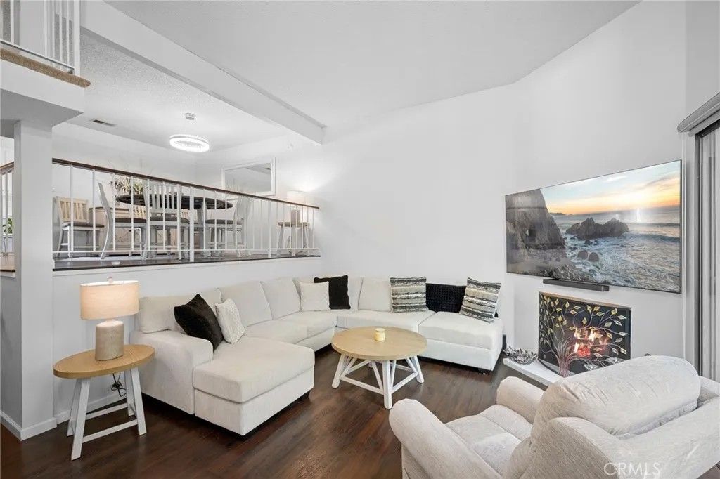 Photo of 21145 Lassen #3, Chatsworth, CA 91311 (MLS # BB26014178)