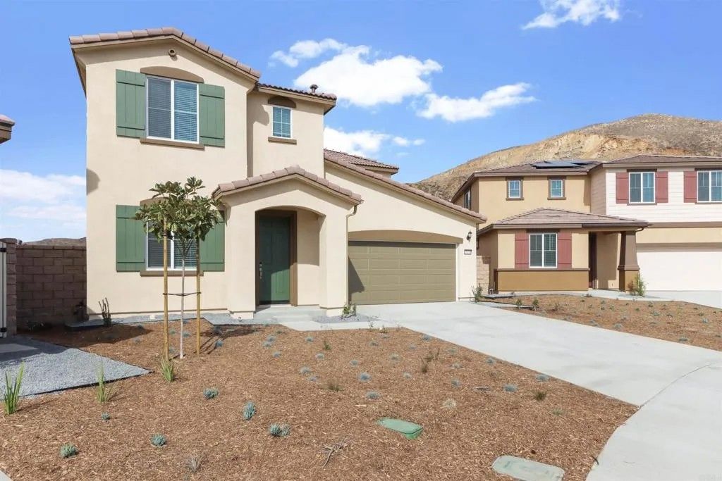 Photo of 19401 Brush Creek Way, Lake Elsinore, CA 92532 (MLS # PTP2508750)
