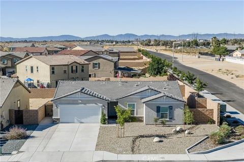 Photo of 13711 Asprey Road, Victorville, CA 92392 (MLS # IV26162897)