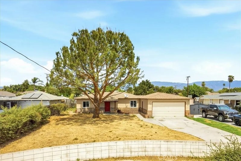548 E Etiwanda