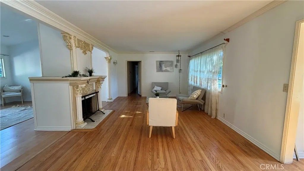 Photo of 15227 Greenleaf Street, Sherman Oaks, CA 91403 (MLS # SR25270280)