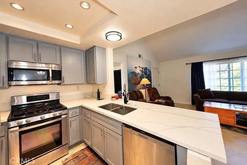 18926 Canyon View Dr.