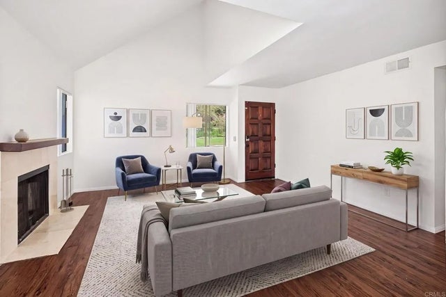 321 N Melrose C #C, Vista