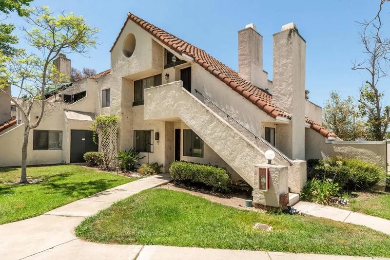 321 N Melrose C