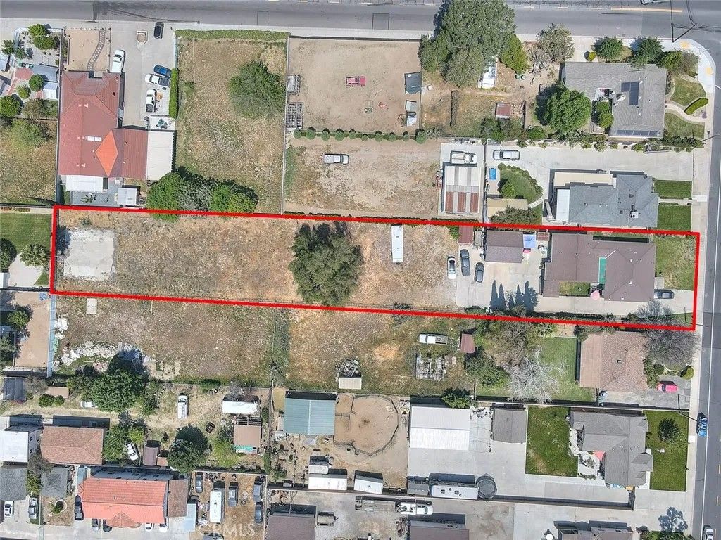 Photo of 12524 Ross Avenue, Chino, CA 91710 (MLS # TR26023374)