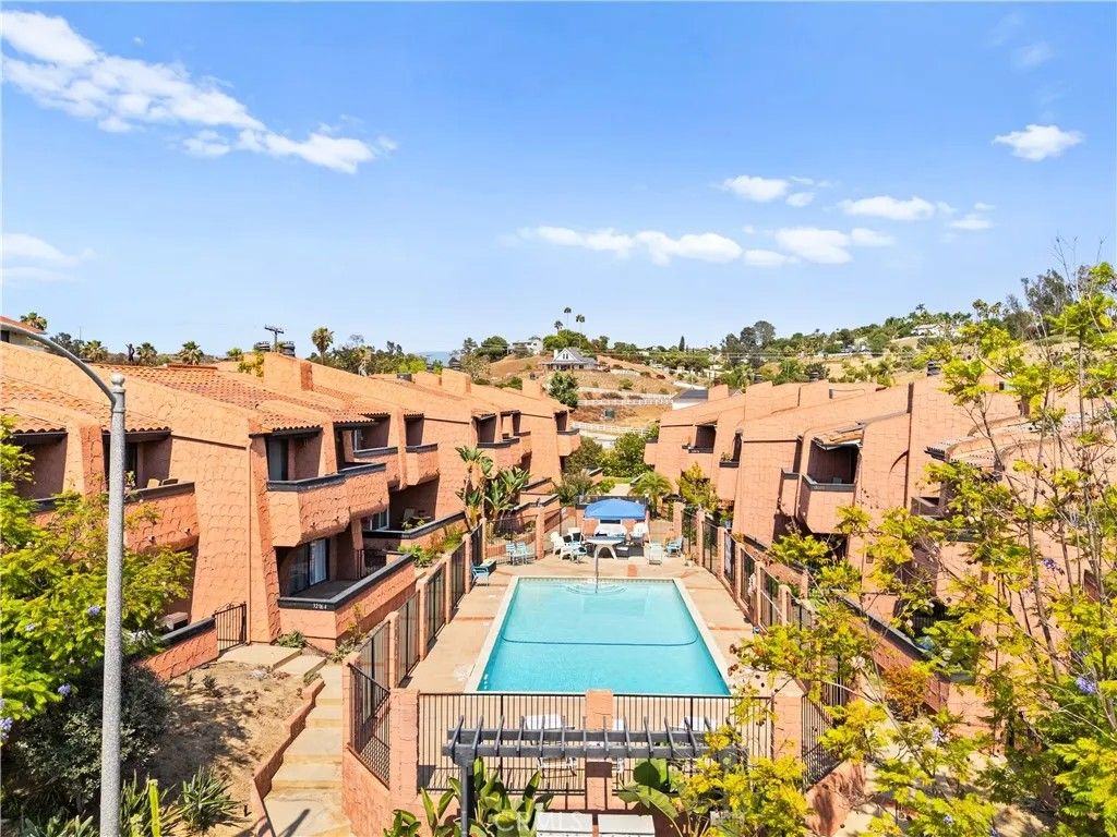 Photo of 32078 Del Cielo Oeste, Bonsall, CA 92003 (MLS # SW25156003)