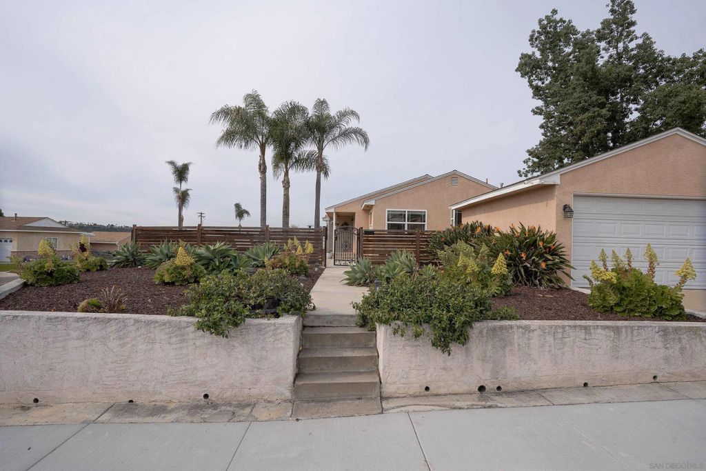 Photo of 4810 Twain Ave, San Diego, CA 92120 (MLS # 260002850)