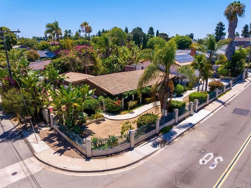 487 Hilltop Dr