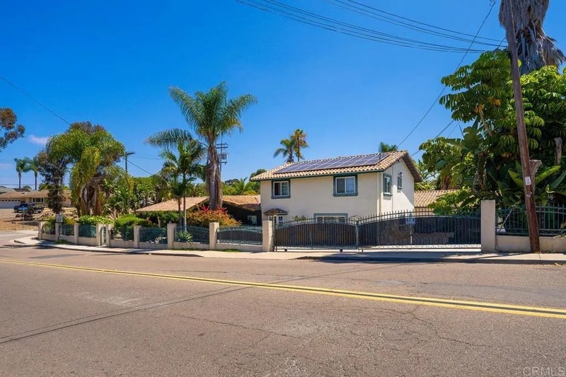 487 Hilltop Dr
