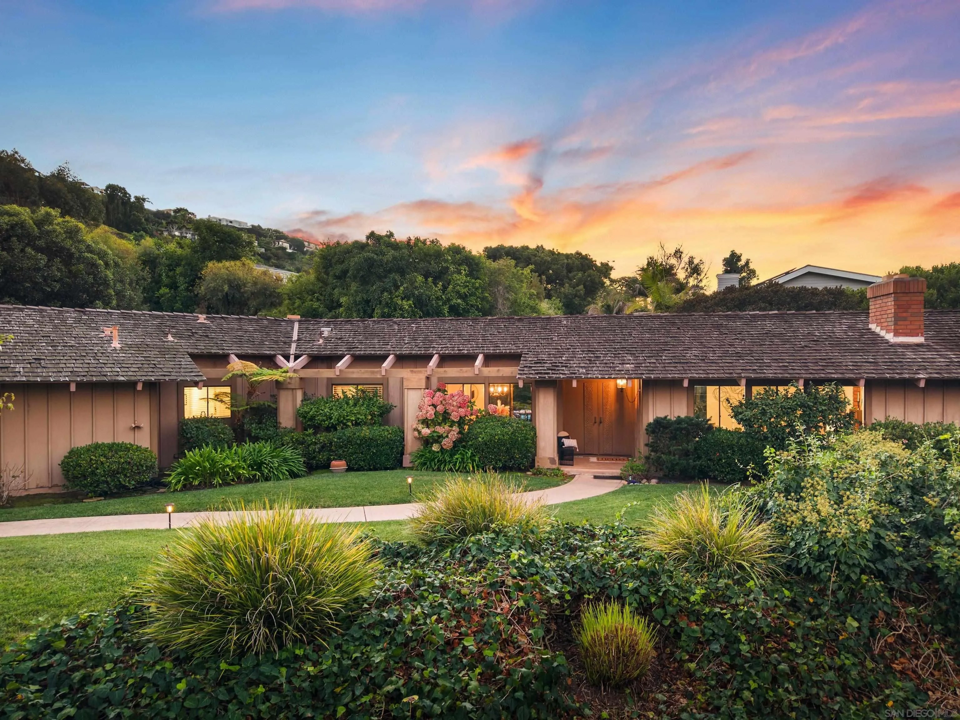 7716 Hidden Valley Ct