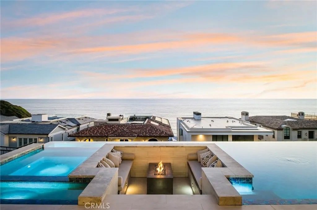 Photo of 7 Pacific Wave Cir, Dana Point, CA 92629 (MLS # LG25270984)