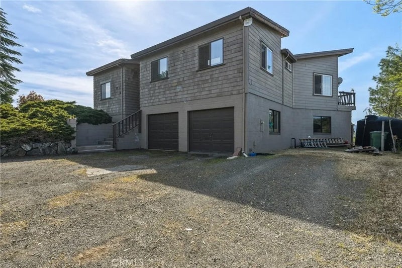 3245 Ackley Road