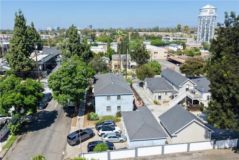 1221 N Lacy Street
