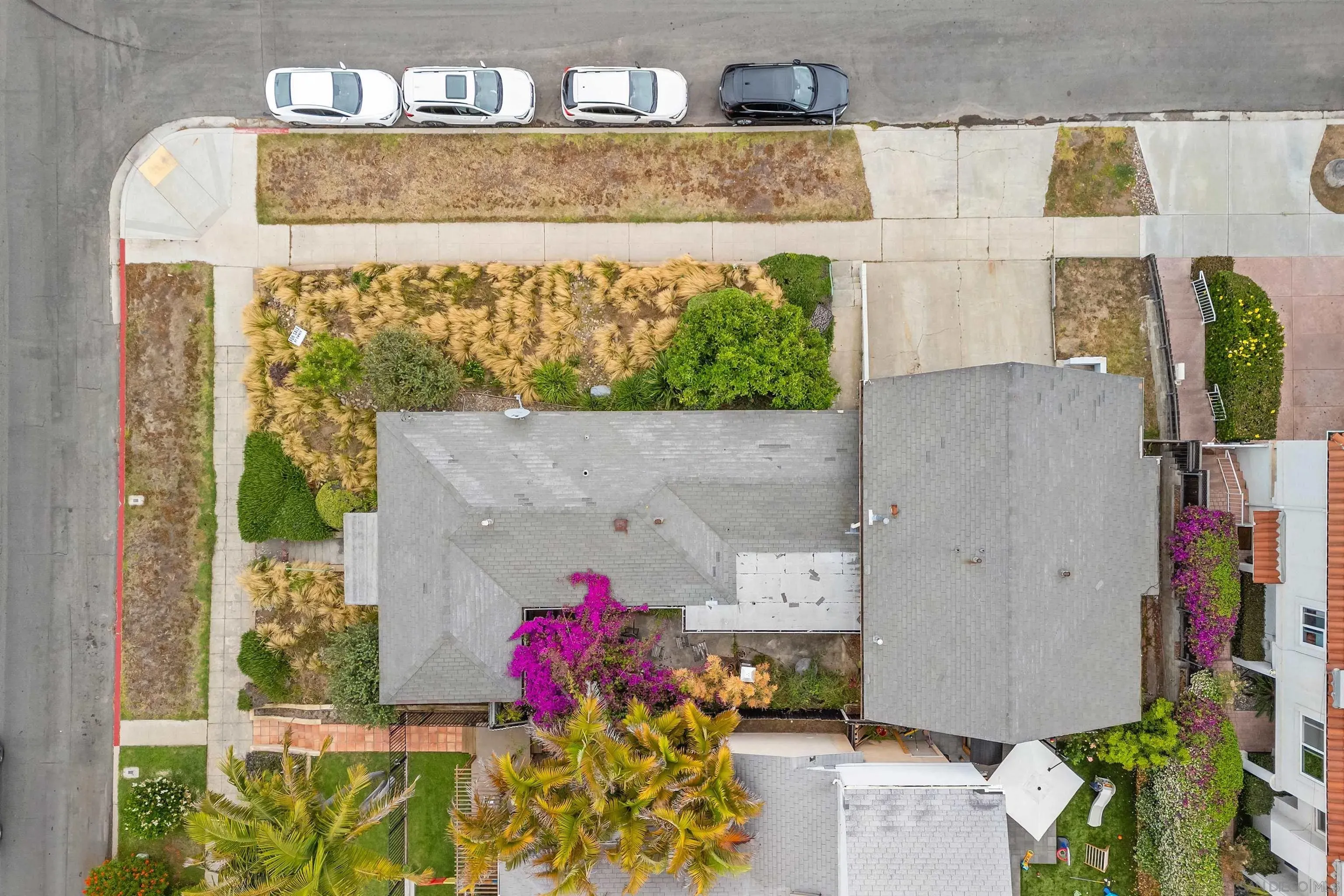 San Diego, California 92109, United States, 5 Bedrooms Bedrooms, ,3 BathroomsBathrooms,Residential,Active,249305