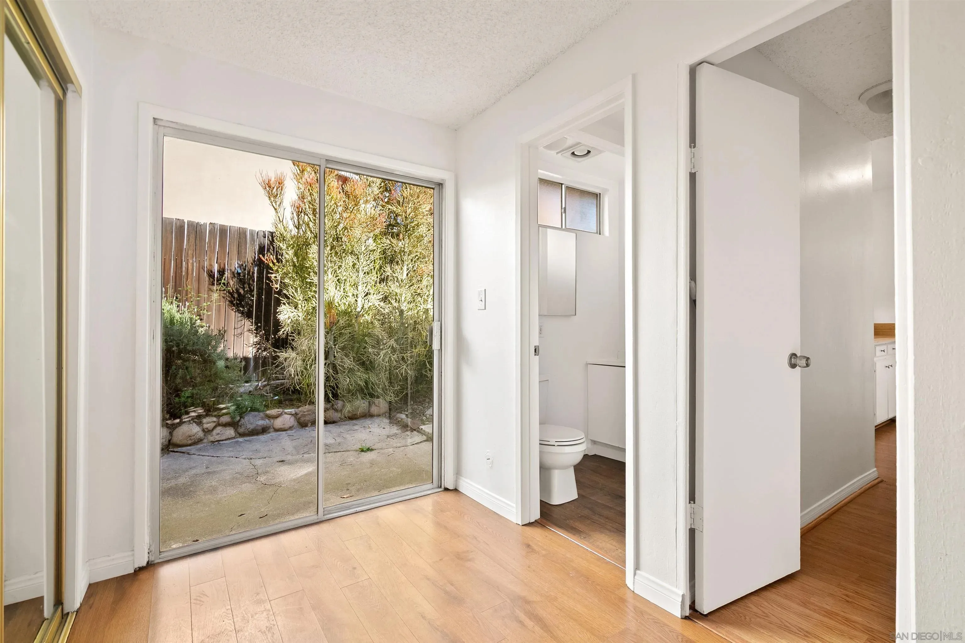 San Diego, California 92109, United States, 5 Bedrooms Bedrooms, ,3 BathroomsBathrooms,Residential,Active,249305