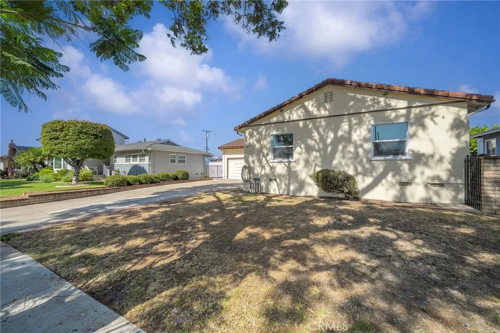 1610 N Linwood
