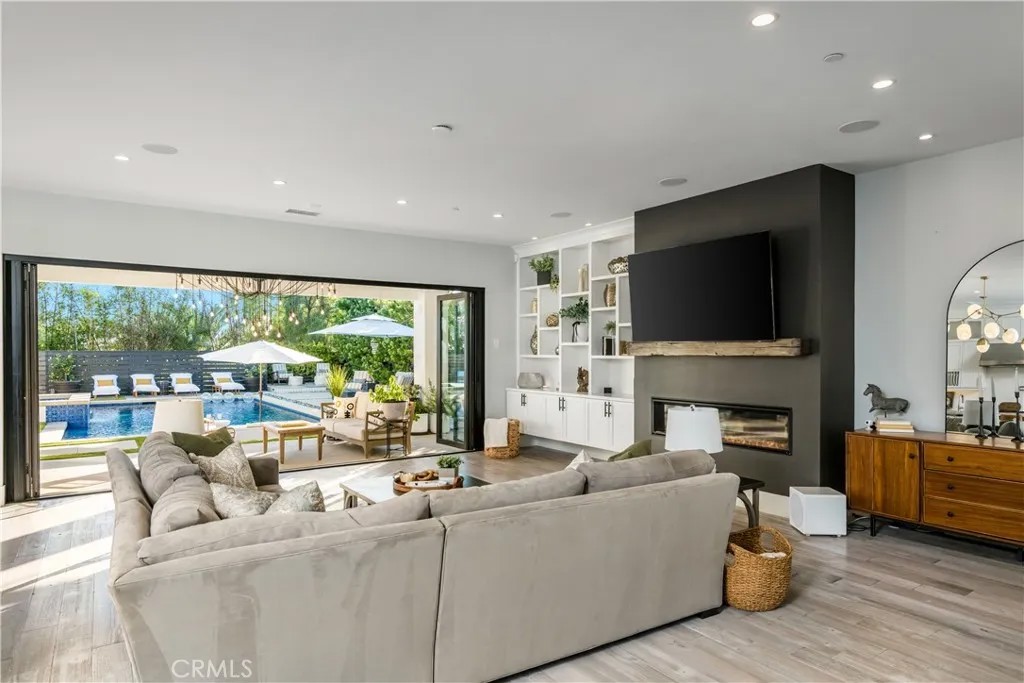 2318 Vista Grande