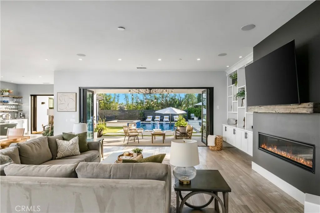 2318 Vista Grande