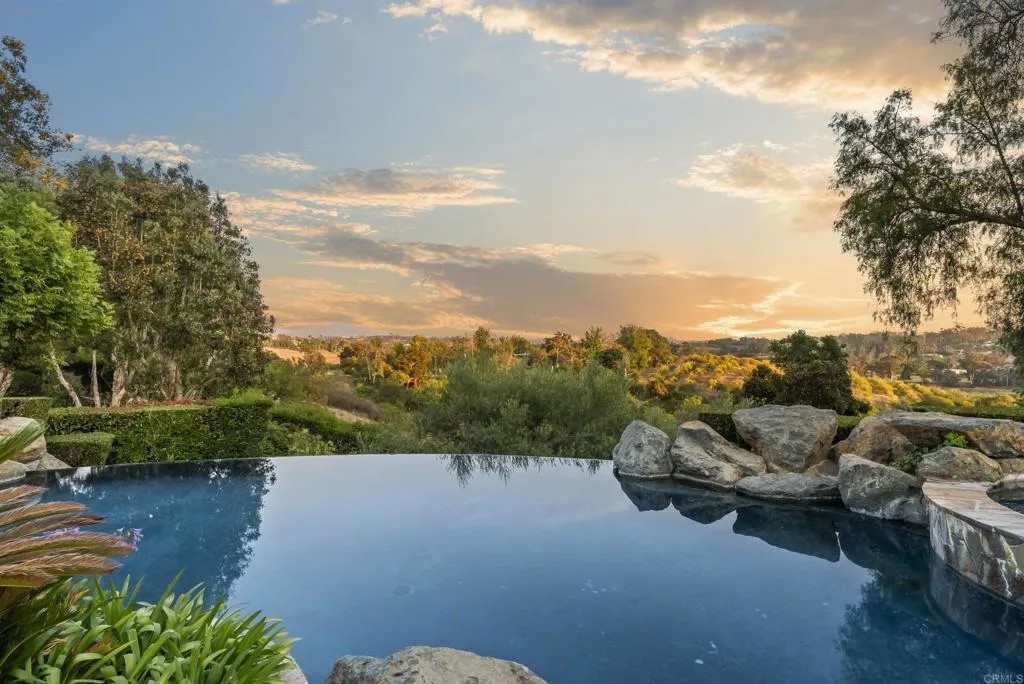7057 Rancho Cielo
